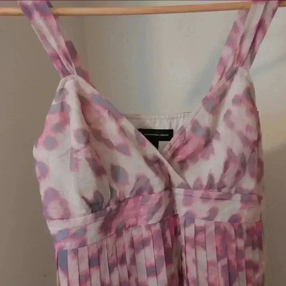 Silk Pink leopard dress - Picture 2 of 4